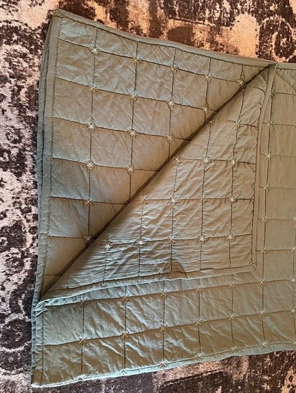 Reversible Sage Green Queen Quilt Coverlet Bedspread 88x99” No Tags